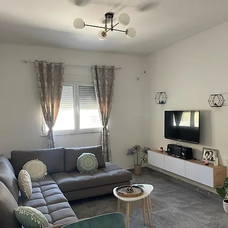 招待所 The Escape 3*