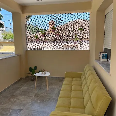 招待所 The Escape 3*